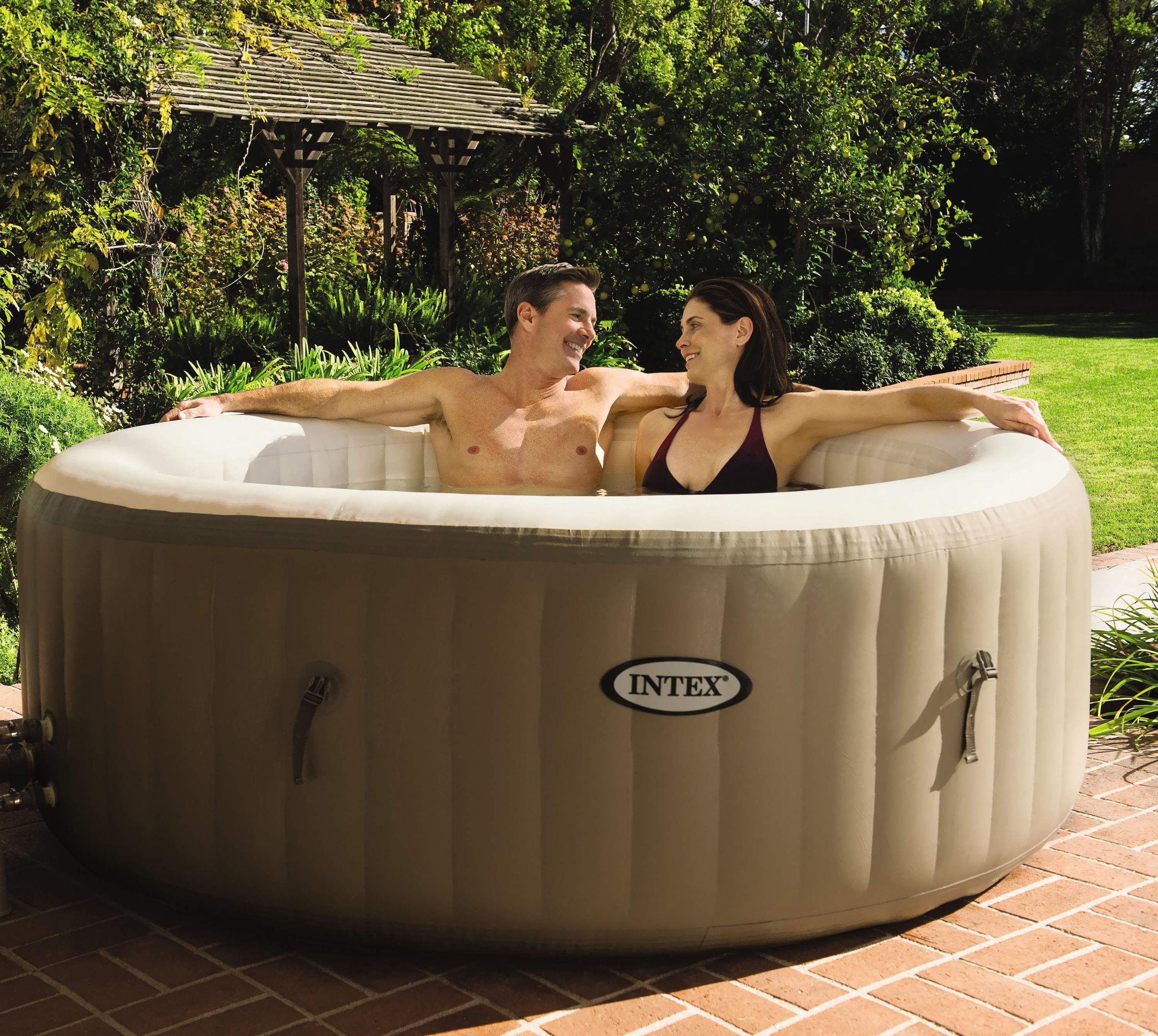 300 Aldi Hot Tub Sells Out Online Within Hours Of Going On